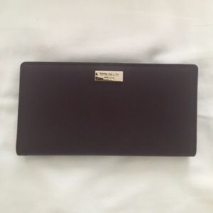 Kate Spade dark purple snap Wallet! Perfect shape!