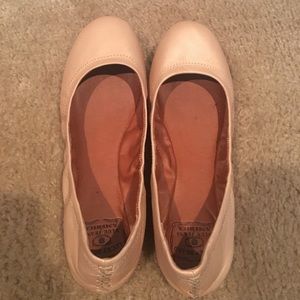 Lucky Brand nude flats in size 7 1/2.