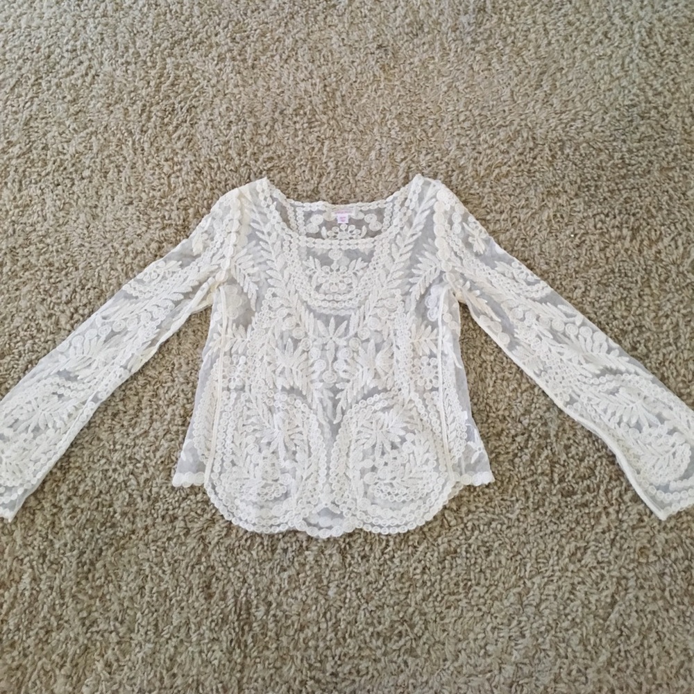 Cream, lace long sleeve XS