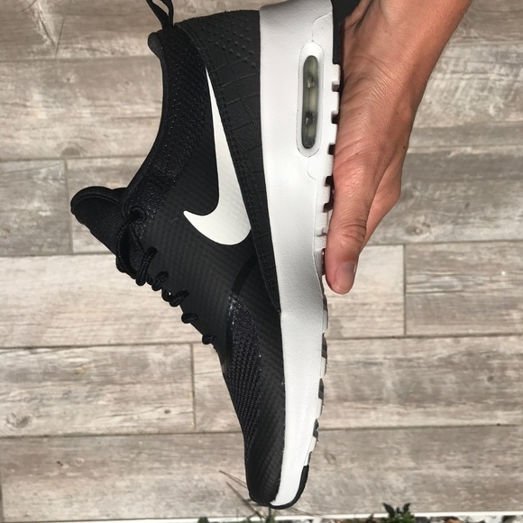 Classic Thea Air Max🌚Price Firm!! - Picture 4 of 7