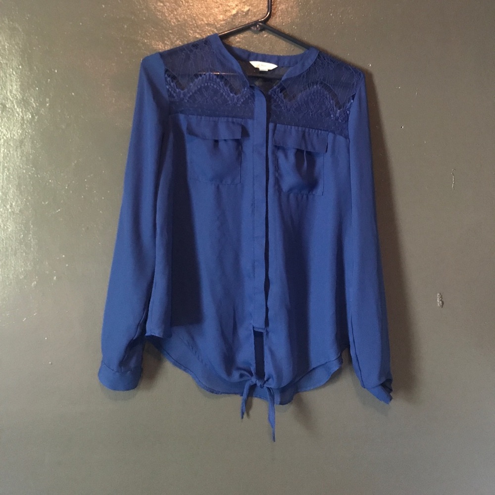 •• candies blouse ••