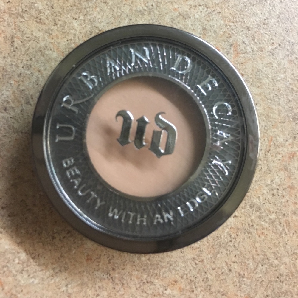 Urban decay ABC gum single eyeshadow