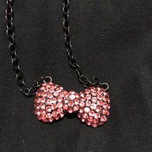 Bowtie necklace