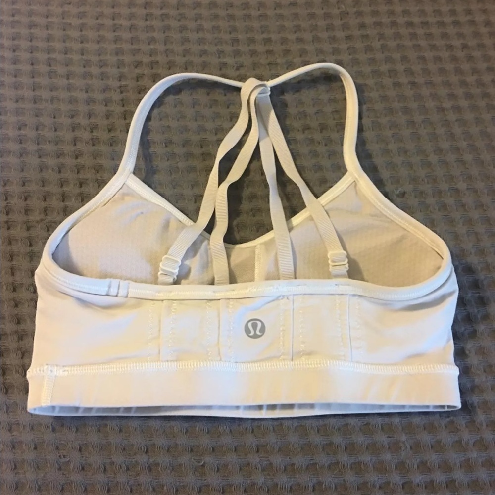 Lululemon bra size 2