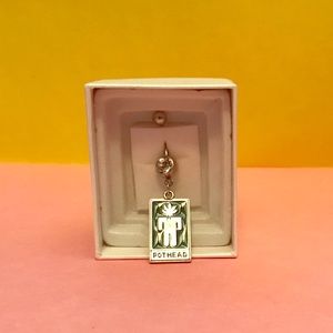 "POTHEAD" belly button ring