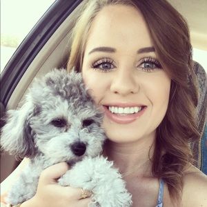 Meet your Posher, Paige