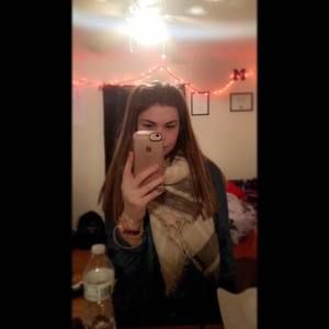 Meet your Posher, Jessica