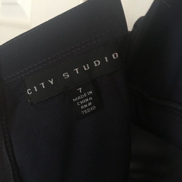 Sweet, short navy blue formal dress - Picture 6 of 6