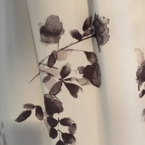 Modern Floral Dress - Picture 5 of 8