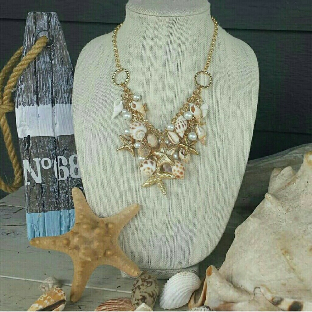 At the Beach Necklace! NWOT