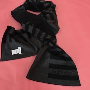 CALVIN Klein man scarf