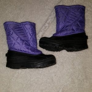 Snow Boots