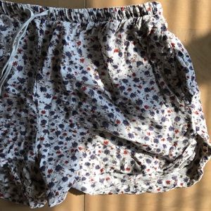 BRANDY MELVILLE SHORTS