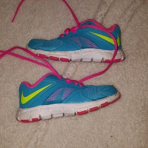 Girls Nike Shoes