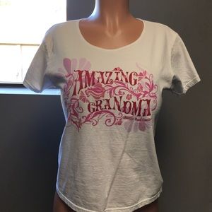 AMAZING GRANDMA t-shirt