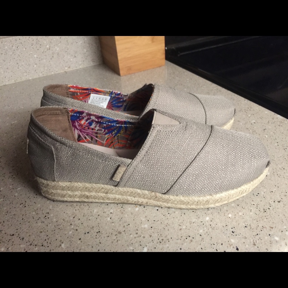 Skechers Bobs Slip On Shoes Almost New