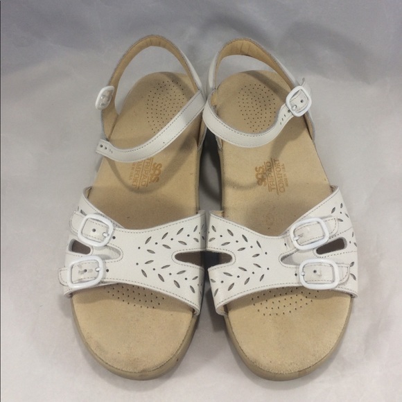 Sas white womens buckle leather sandals. - Picture 1 of 7