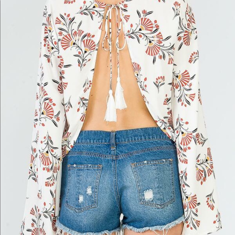 Twisted shirt /wrap