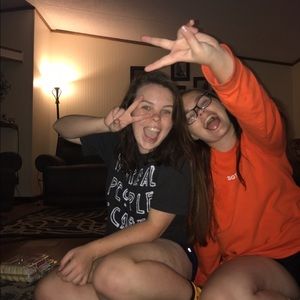 Meet your Posher, Makayley