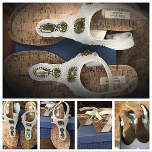 Vera Wang limited edition sandals. Size 8