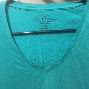 V-neck T-shirt
