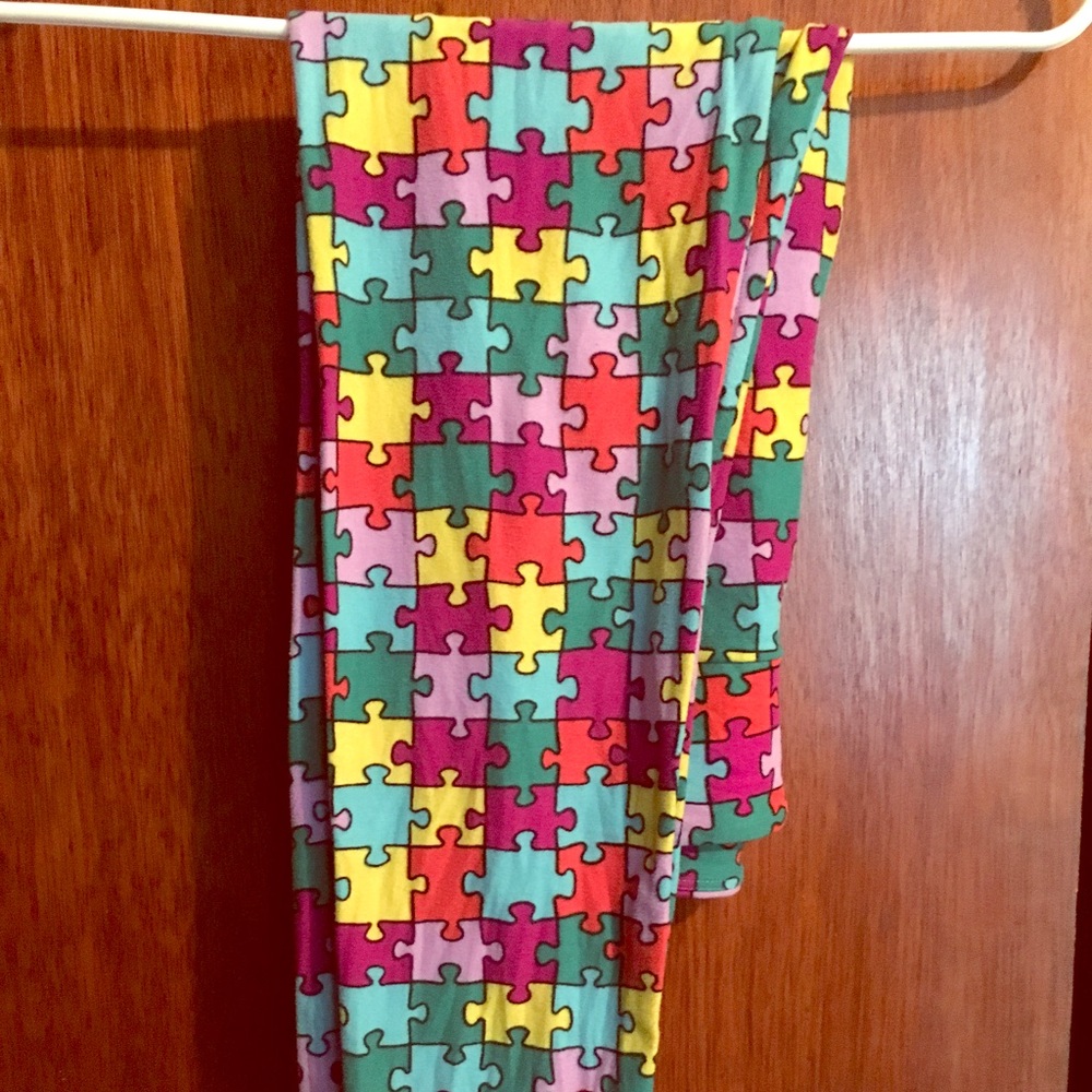 Lularoe one size autism awareness leggings