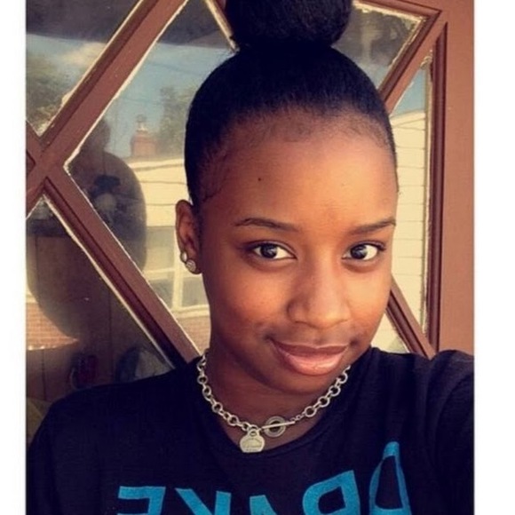 Meet your Posher, Makiya - Picture 1 of 1