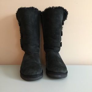 Black UGG boots