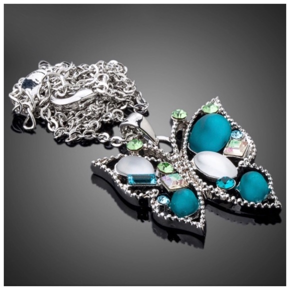 Swarovski Crystals Lupita Butterfly Necklace - Picture 3 of 4