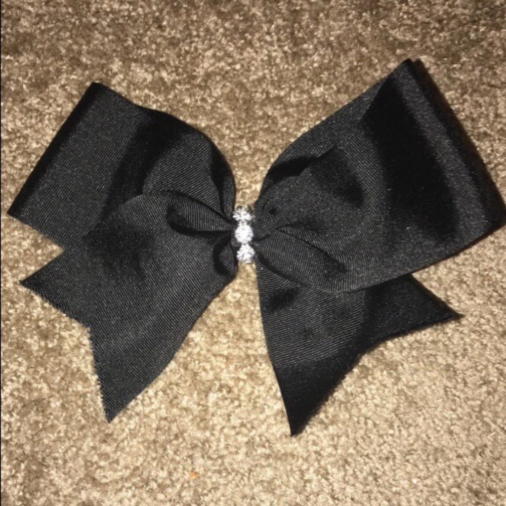 Black Hair Bow