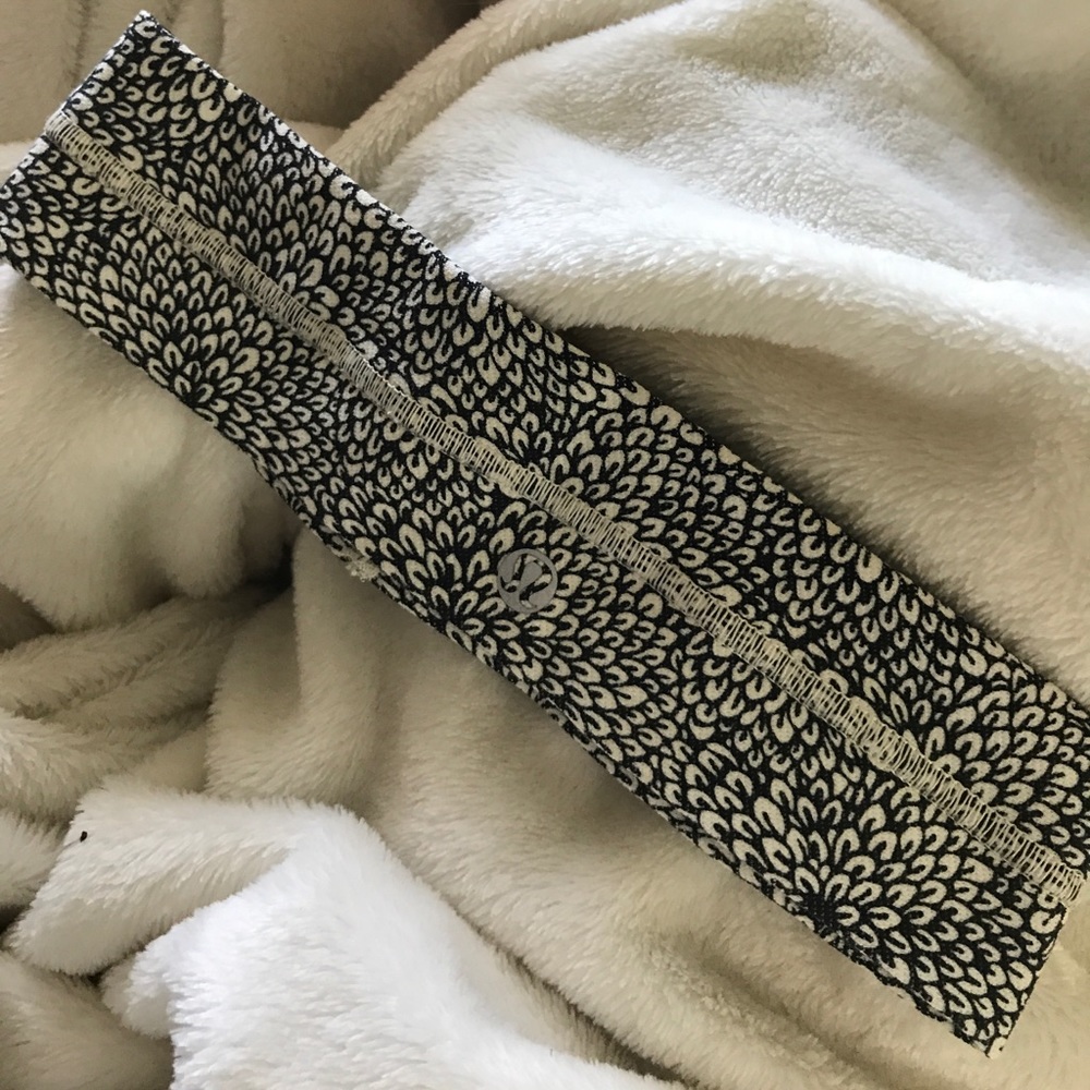 Lululemon headband