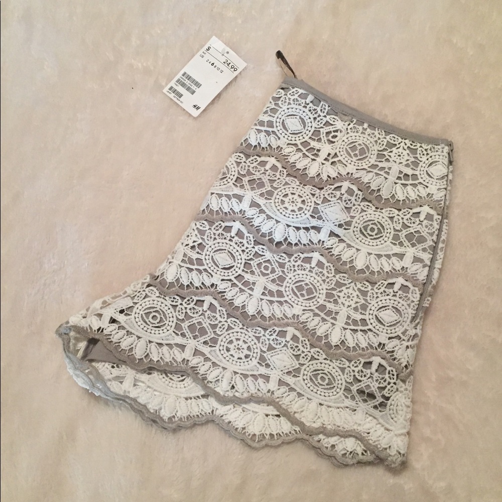 H&M High Waist Lace Shorts