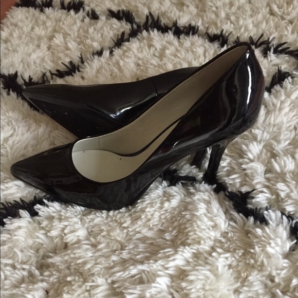 Nine West heels - Picture 1 of 4