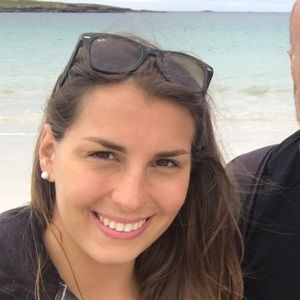 Meet your Posher, Liana