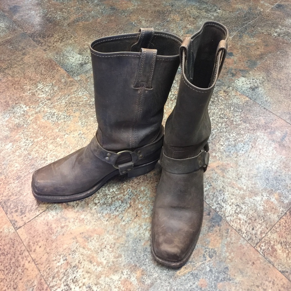 Frye Harness 12R women's size 8.5