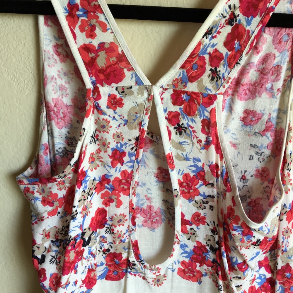 Floral top - Picture 4 of 4