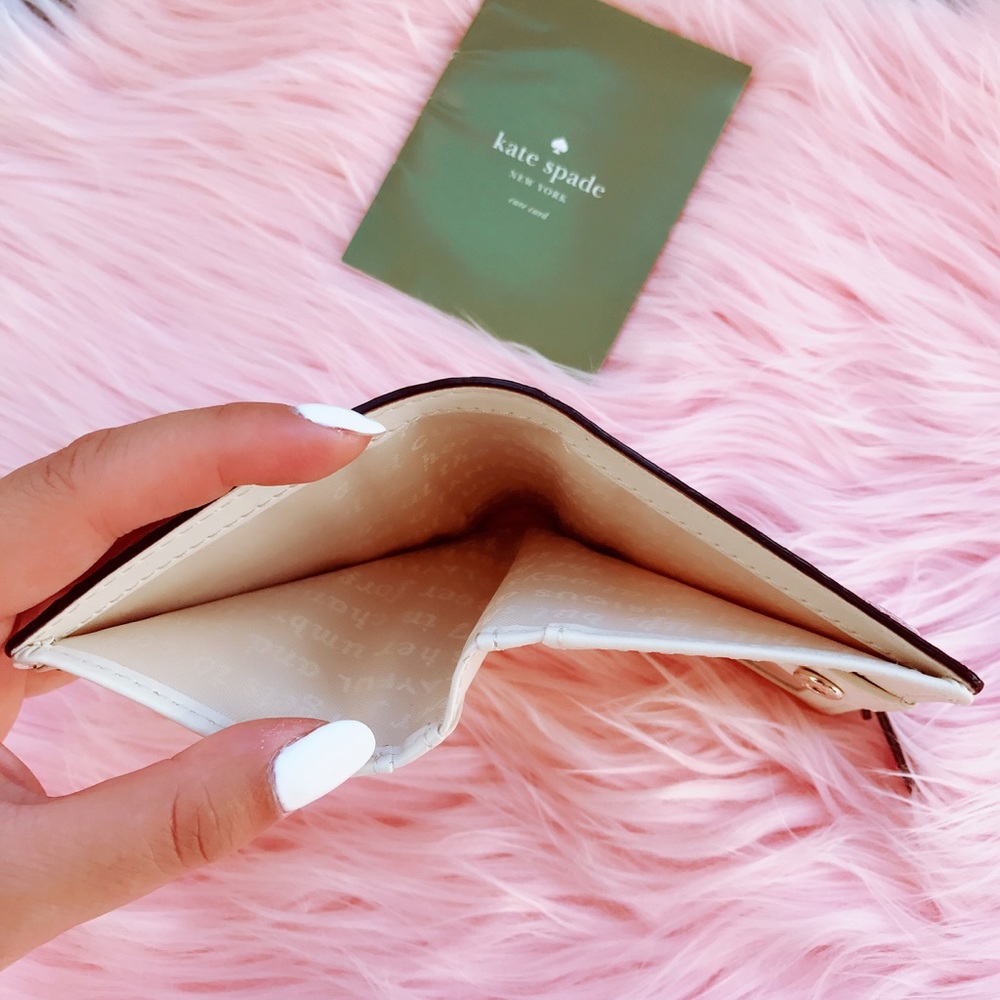 ❗️SOLD❗️Kate Spade Rose Gold Glitter Small Wallet - Picture 4 of 6