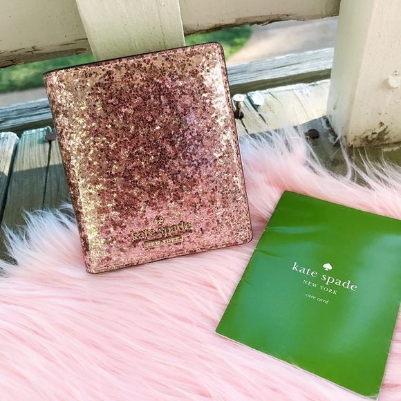 ❗️SOLD❗️Kate Spade Rose Gold Glitter Small Wallet - Picture 2 of 6