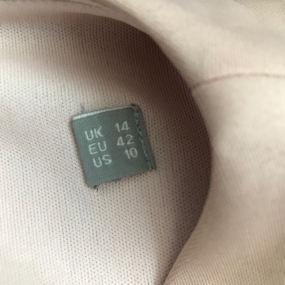 Blush pencil dress with open back. - Picture 3 of 5