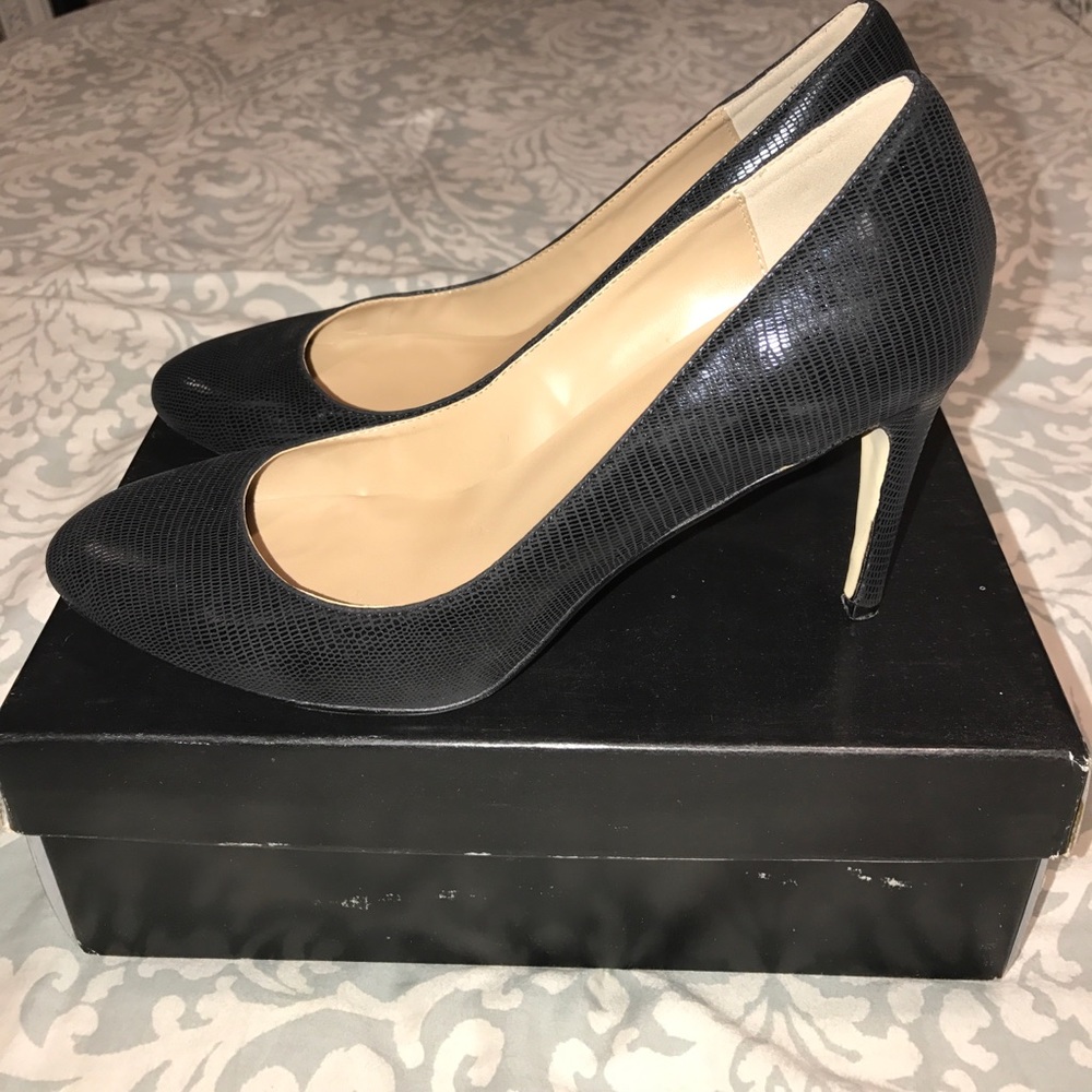 "Madie" Almond Toe Pumps 🖤