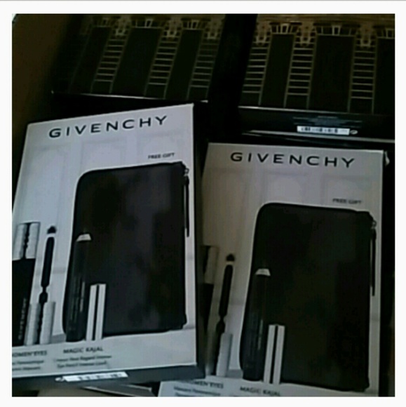 Givenchy gift set🎁🎈 - Picture 4 of 5