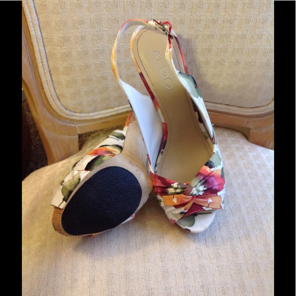 Aldo Heels Size 8