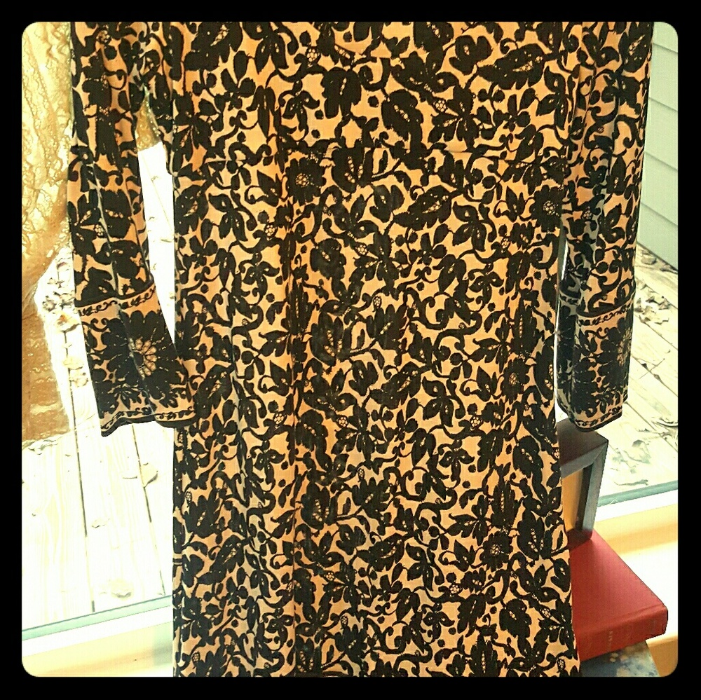 Dress - Picture 3 of 8