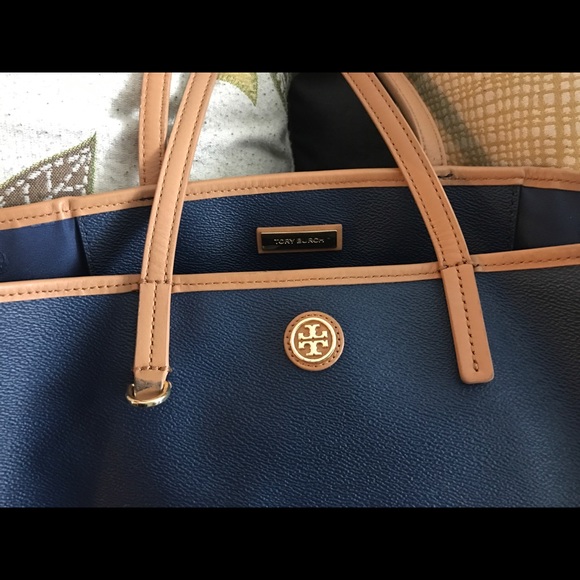 Navy blue Tory Burch purse - Picture 4 of 7