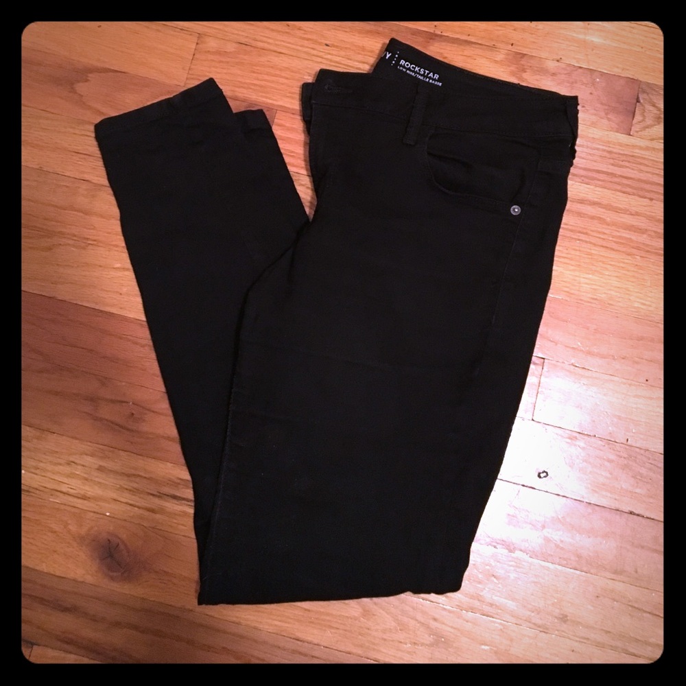 Slimming, stretchy, ultra comfy black jeans