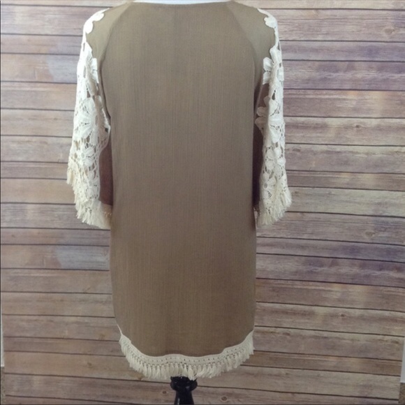 NEW•L•BOHO CHIC CROCHET ACCENTED DRESS W FRINGE HEMLINE - Picture 3 of 4