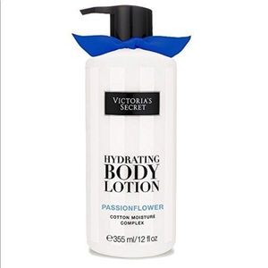 Victoria's Secret Hydrating Body Lotion