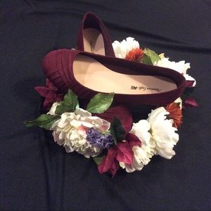 Wine-Colored Faux-Suede Flats size 7.5