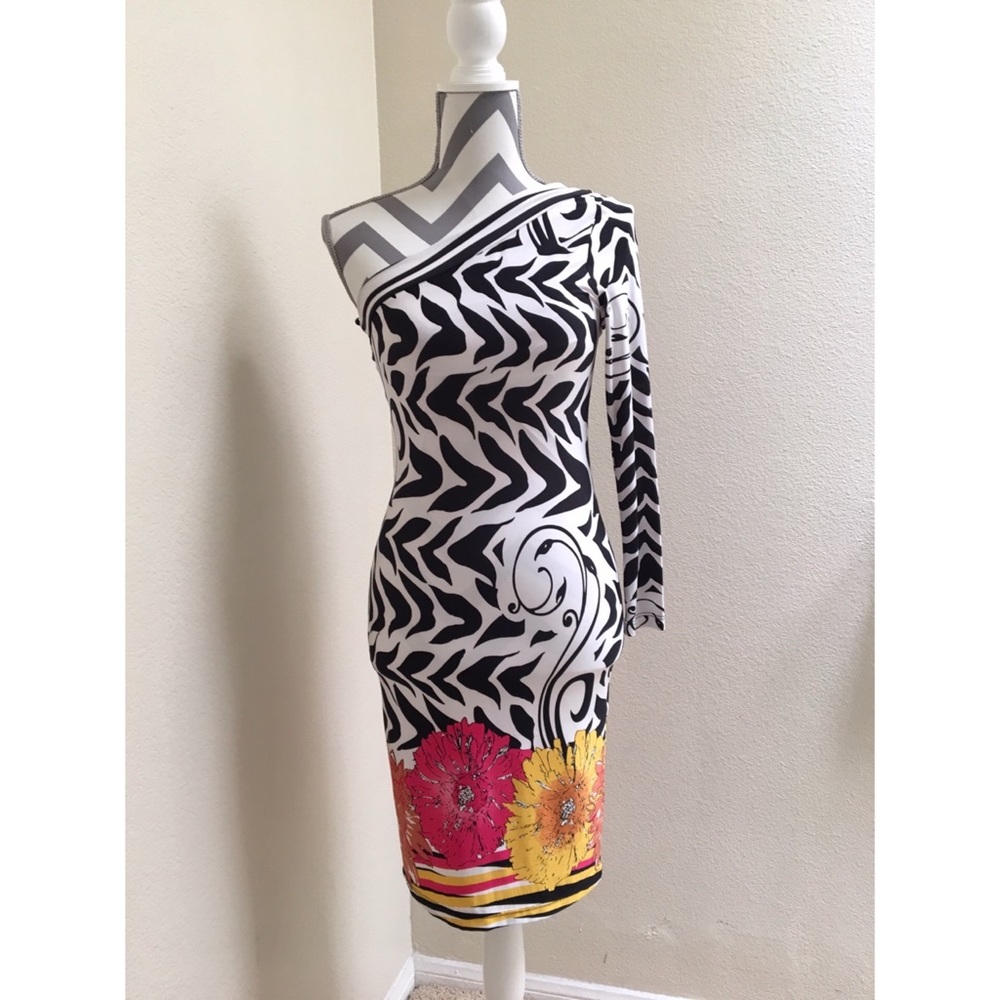 Analili one shoulder dress