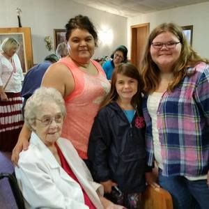 Meet your Posher, Lorilynn